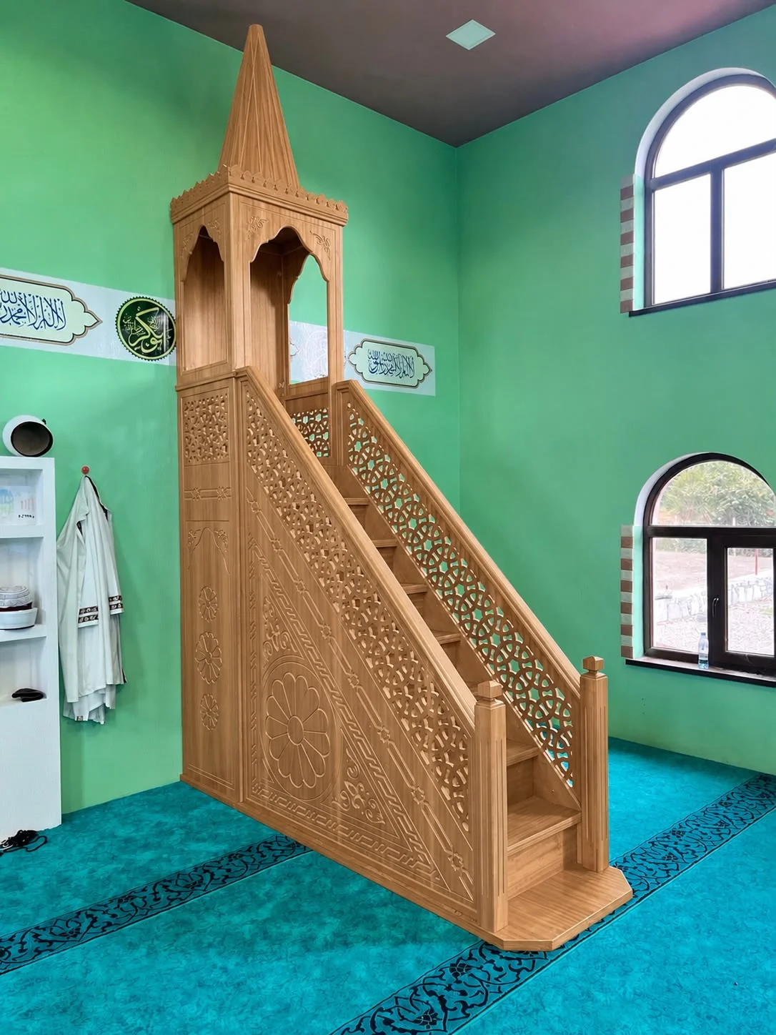 Melamin MDF 7 basamaklı cami minberi MINBER-M3 — MINBER-M3-2